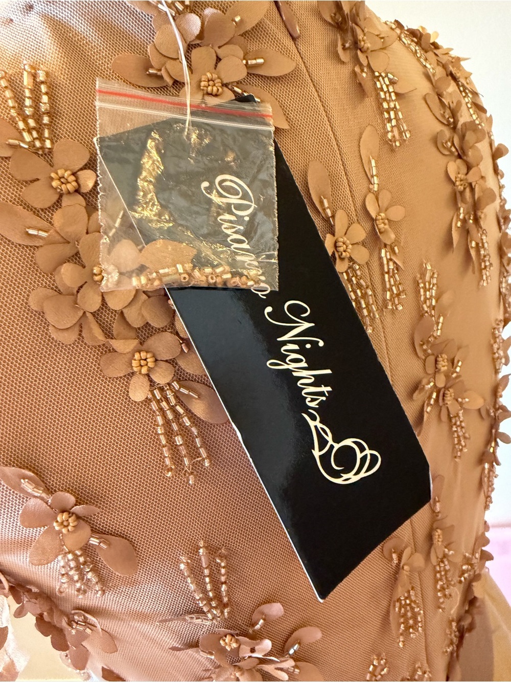 💐 Pisarro Nights Bronze Champagne Embellished Gown NWT - Picture 7 of 8